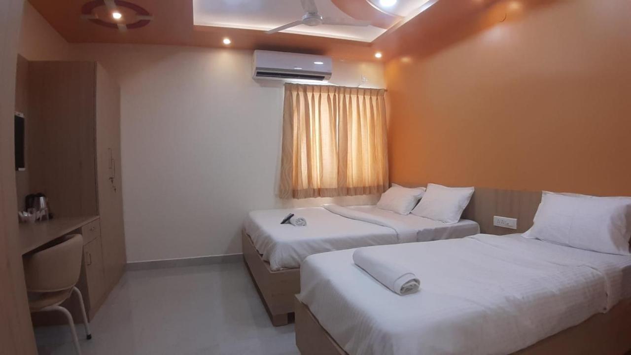 Jfive Residency Hotel Chennai Eksteriør billede