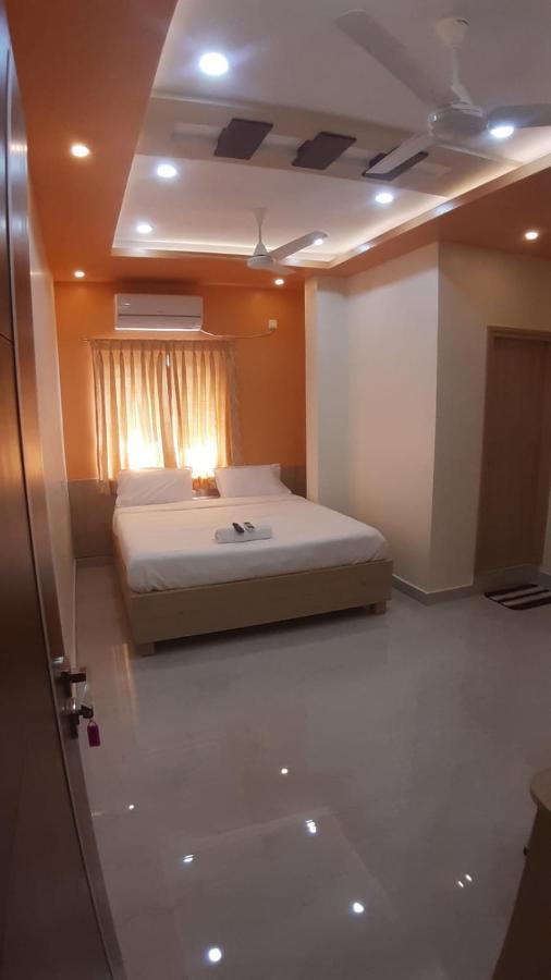 Jfive Residency Hotel Chennai Eksteriør billede